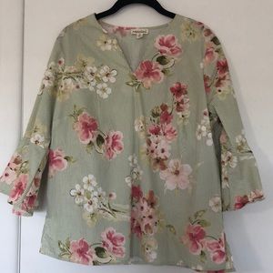 Flower printed top with bell sleeves